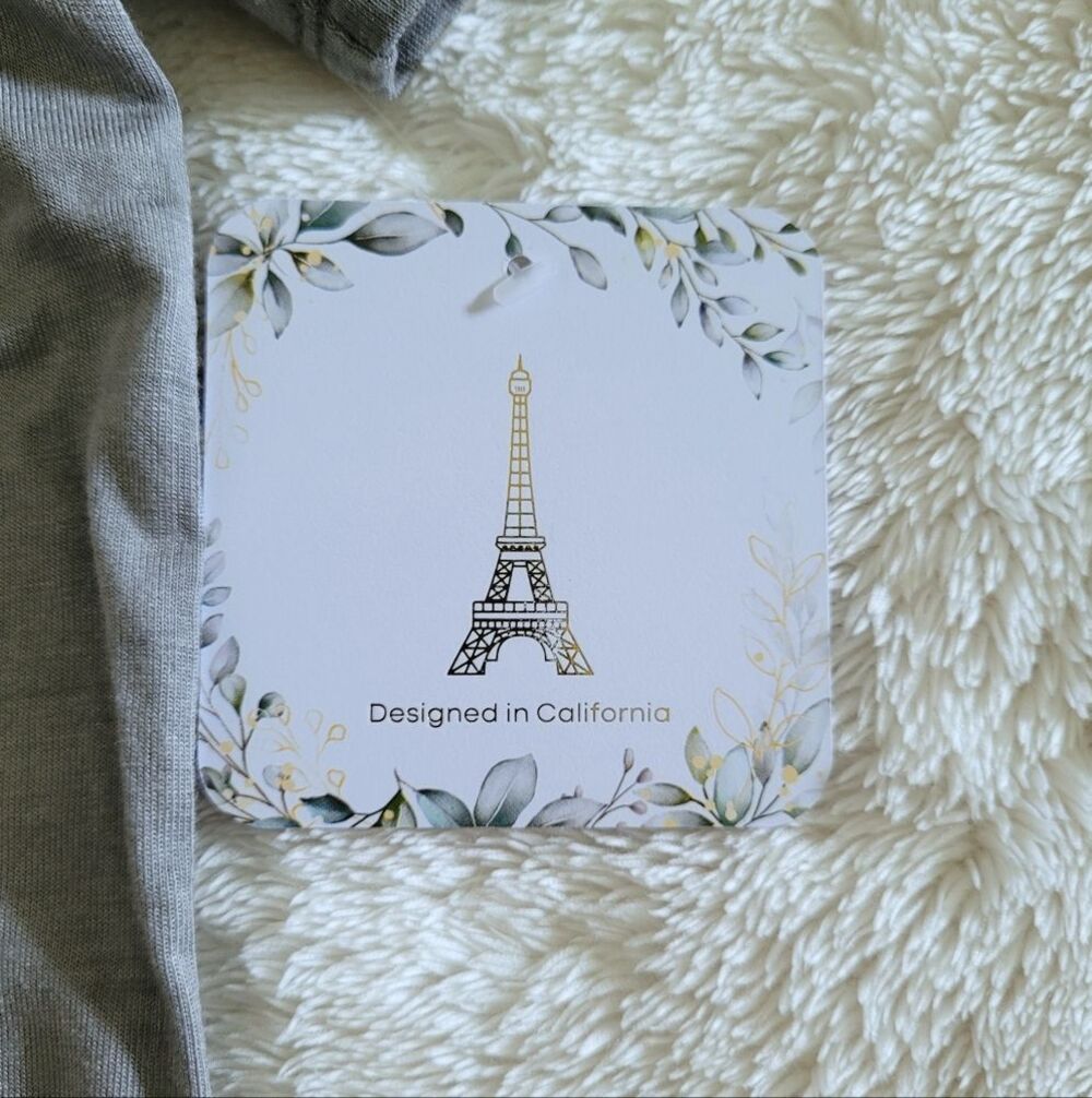 Champagne🍾 Dreams😴 Moon🌙 and Sun☀️ Tee👕 - NWT - Picture 6 of 12